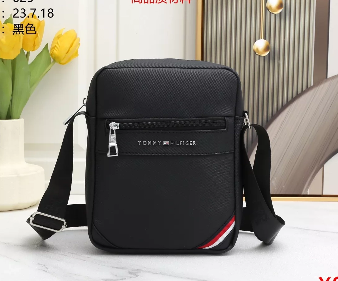 Bold Men Messenger Hilfiger 2628 Bags Tommy For 1112